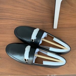 Coach Brand New Haley Leather Loafer 6.5/37